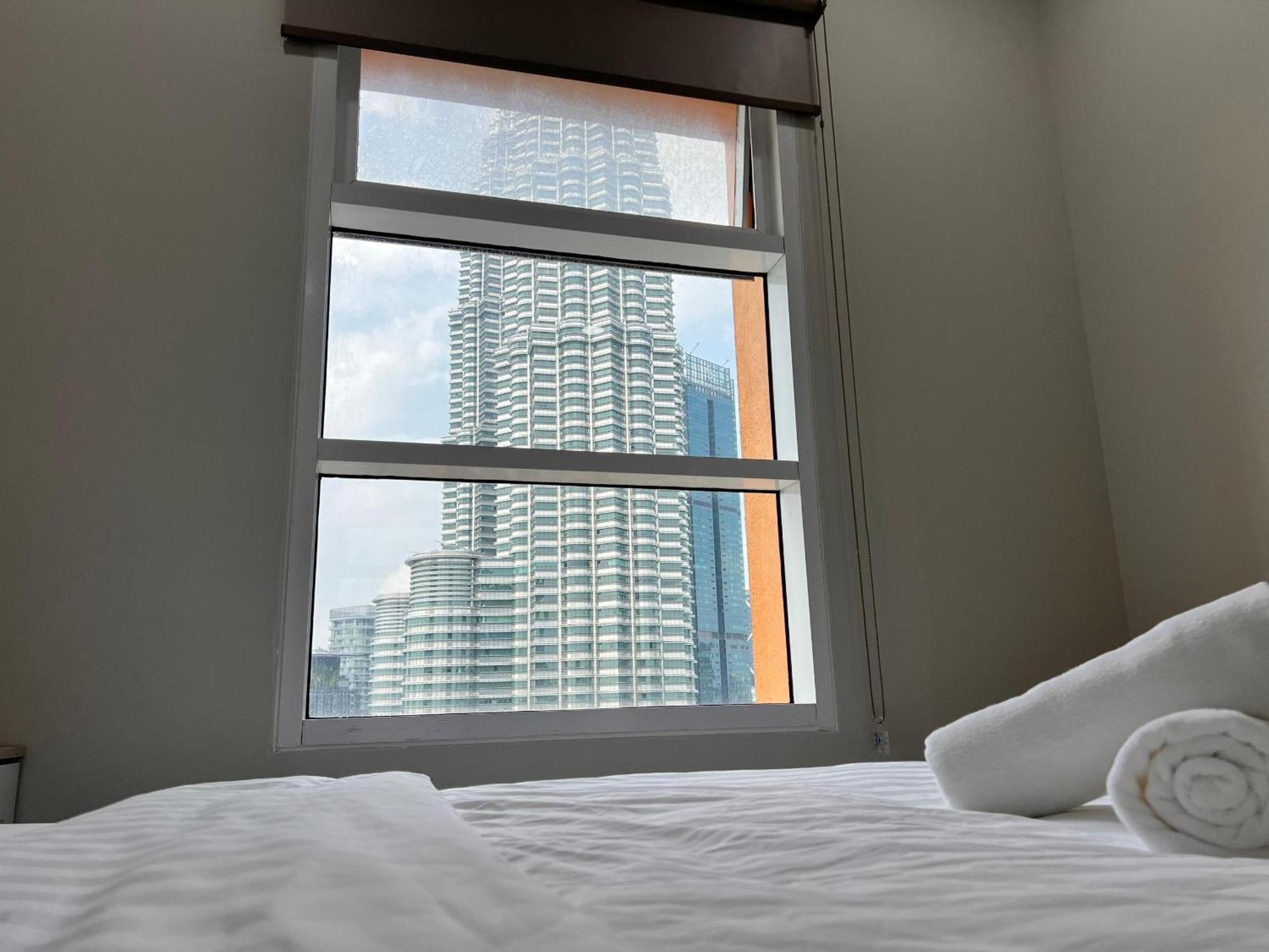 Sky Suites At Klcc By Mitstay Kuala Lumpur Zewnętrze zdjęcie