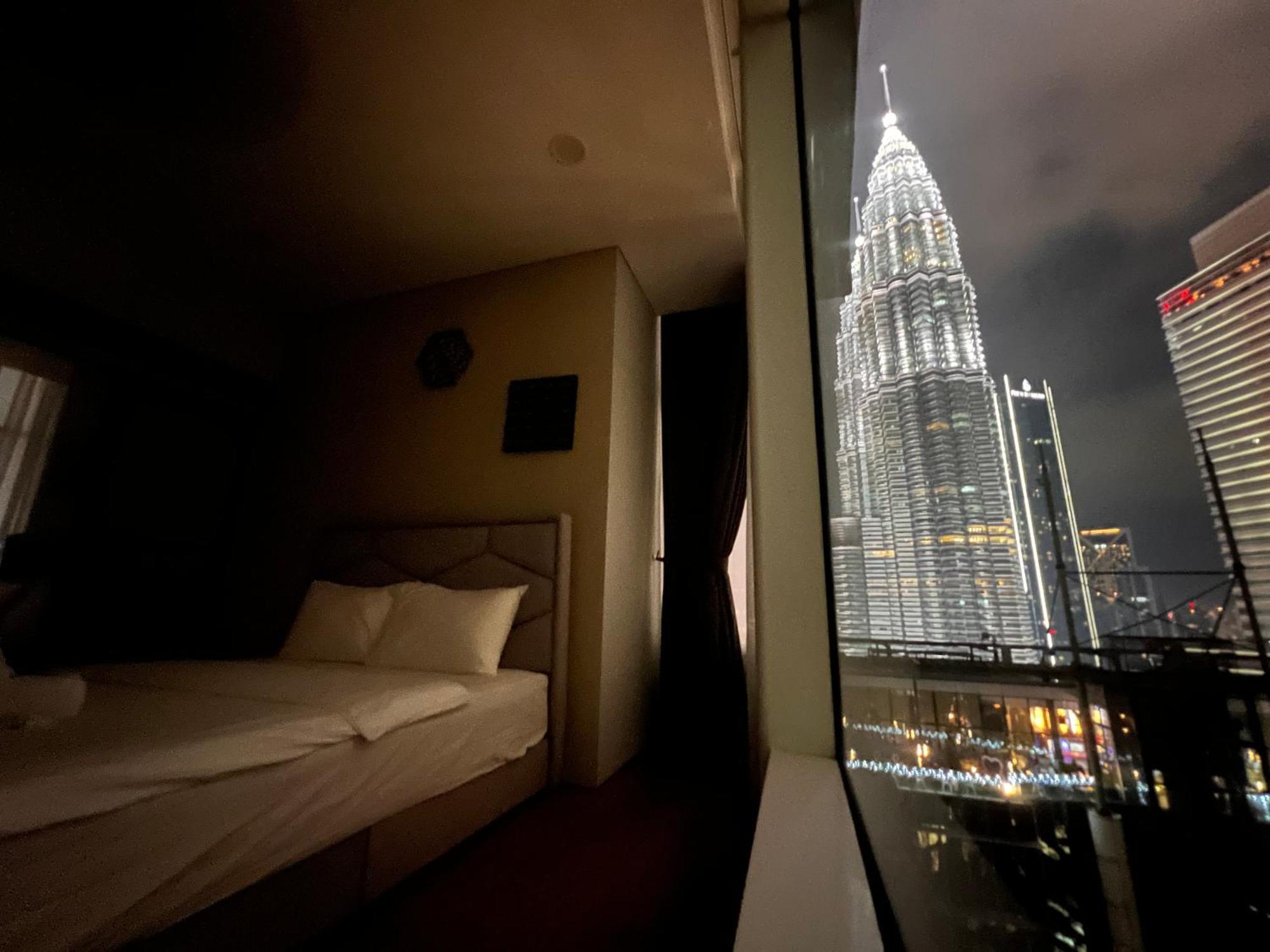 Sky Suites At Klcc By Mitstay Kuala Lumpur Zewnętrze zdjęcie